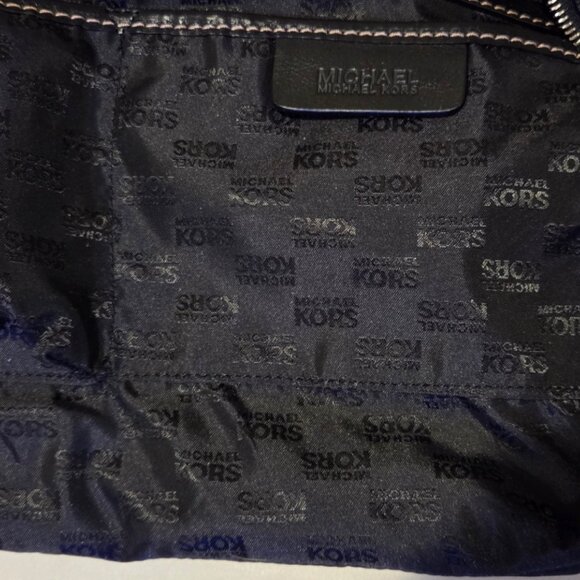 Michael Kors Brookville Large Hobo Black Leather Shoulder Bag - Picture 11 of 16